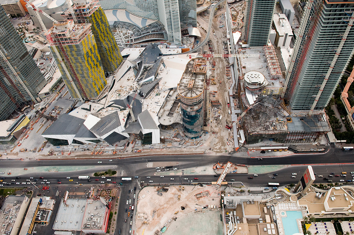 Picture of Downtown Las Vegas struggling with the need to balance water consumption with tourism and a growing population