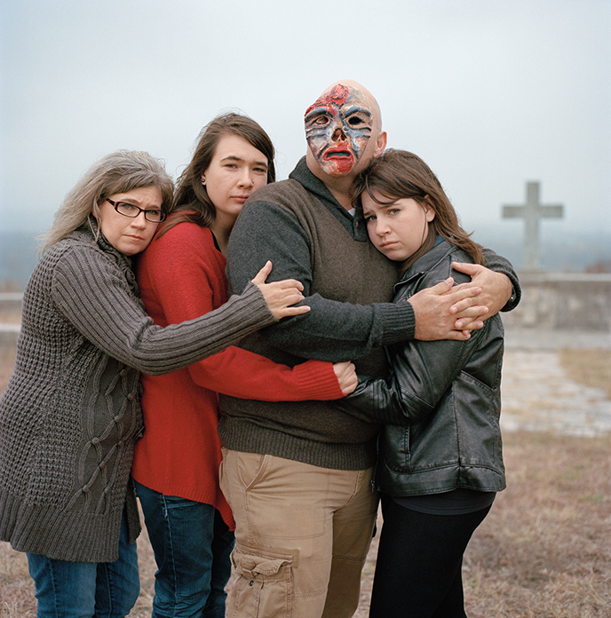 Picture of Army Maj. Jeff Hall and his family